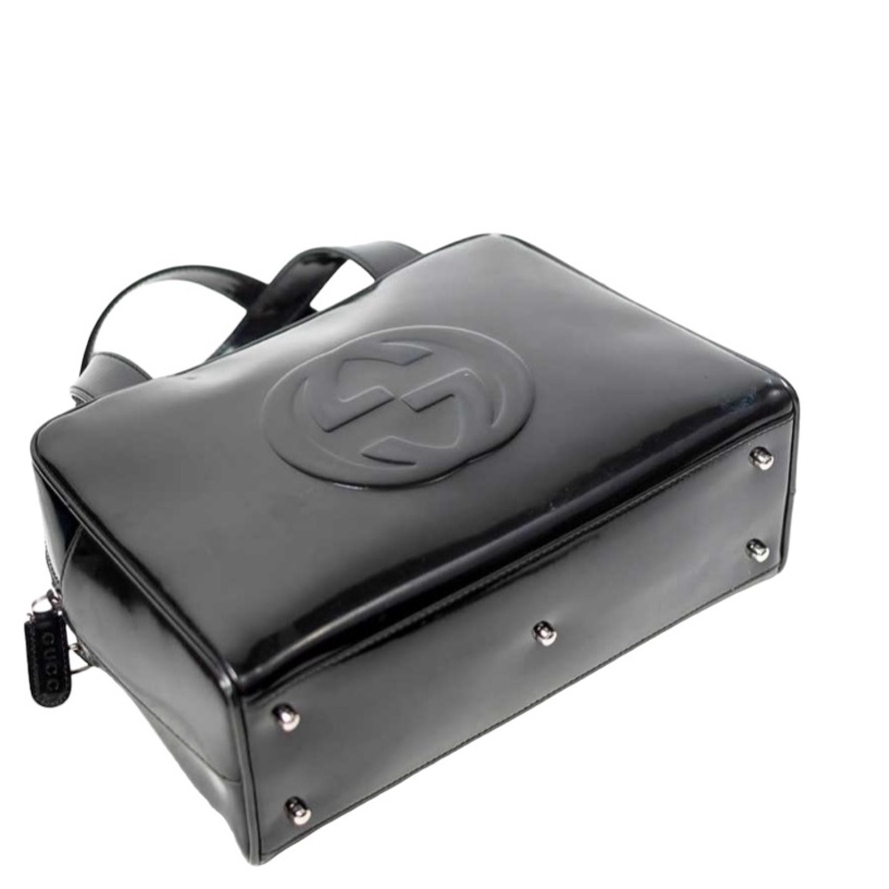Gucci x Tom Ford Black Lacquered Leather bag PM authenticated. - Picture 10 of 13